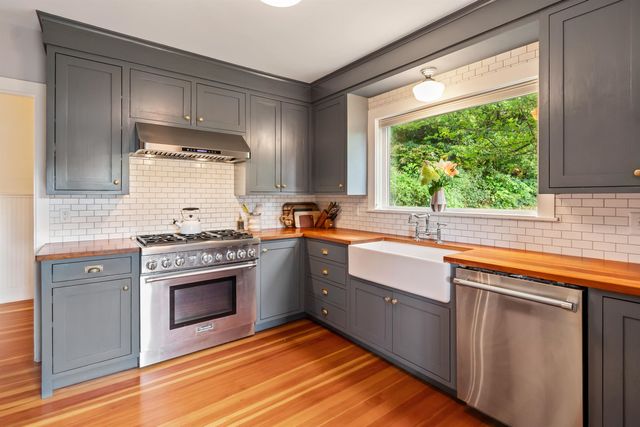 11 Cherry Avenue, Montpelier, VT 05602