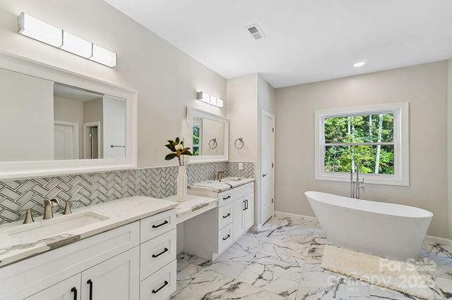 467 COUNTRYWOOD Place SE, Concord, NC 28025