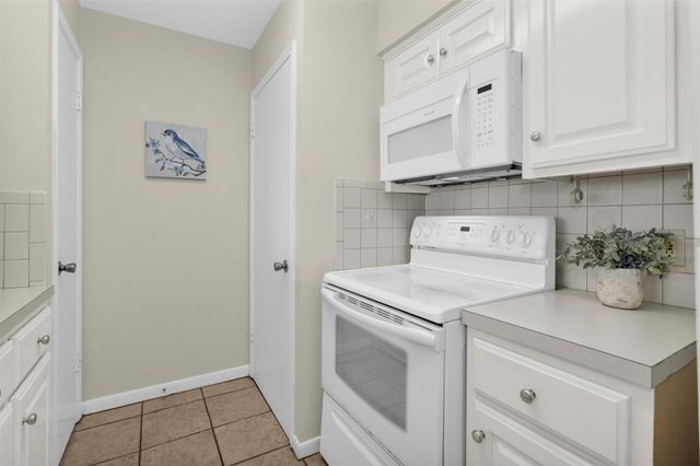 801 River Road 104E, Montgomery, TX 77356