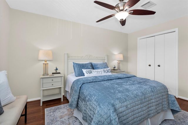 801 River Road 104E, Montgomery, TX 77356