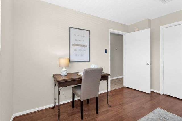 801 River Road 104E, Montgomery, TX 77356