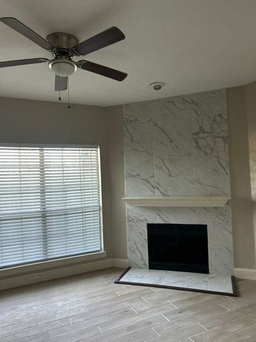 4113 Esters Road 604, Irving, TX 75038