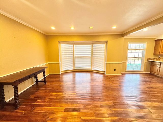 610 W Cedar Street, Nocona, TX 76255