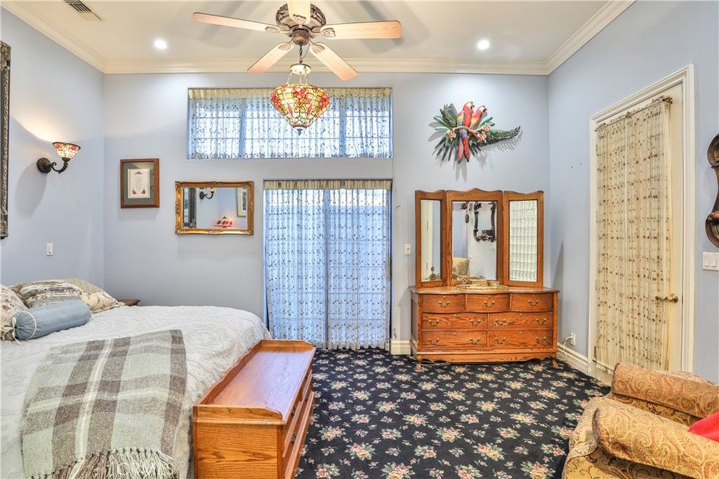 Image 23 of property listing at 436 Oakdale Drive, Claremont, CA 91711