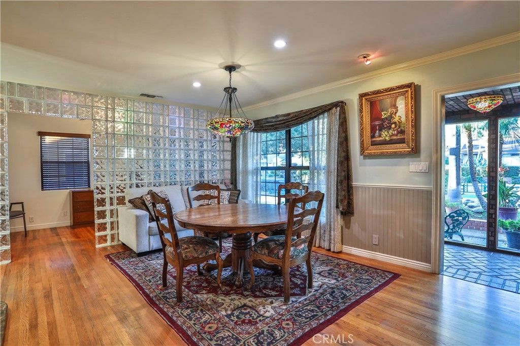 Image 5 of property listing at 436 Oakdale Drive, Claremont, CA 91711
