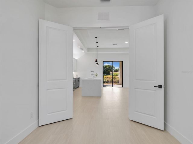 1723 NW 7TH AVENUE, Cape Coral, FL 33993