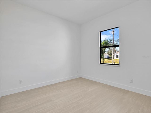 1723 NW 7TH AVENUE, Cape Coral, FL 33993