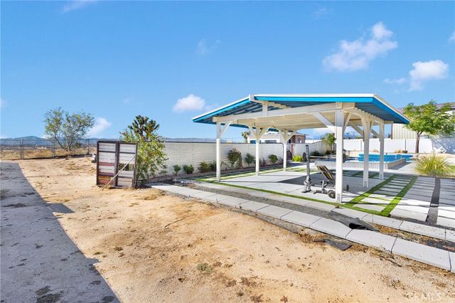 14587 Mulberry Street, Hesperia, CA 92345