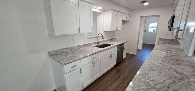 2655 53rd Avenue, Vero Beach, FL 32966