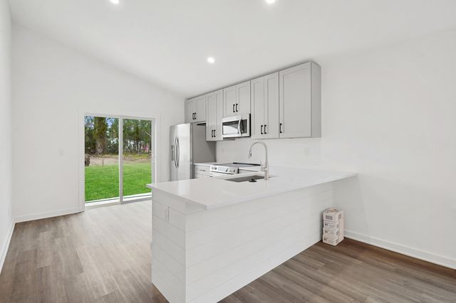 980 W 9Th St, St Augustine, FL 32084