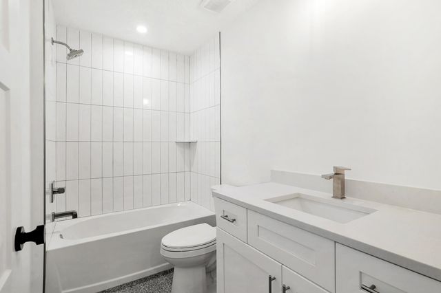 980 W 9Th St, St Augustine, FL 32084