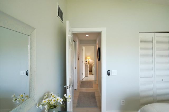 204 CARRIAGE HOUSE LANE 204, Nokomis, FL 34275