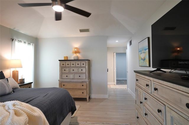 204 CARRIAGE HOUSE LANE 204, Nokomis, FL 34275