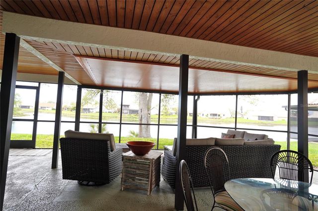 204 CARRIAGE HOUSE LANE 204, Nokomis, FL 34275