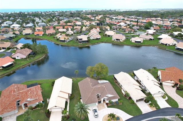 204 CARRIAGE HOUSE LANE 204, Nokomis, FL 34275