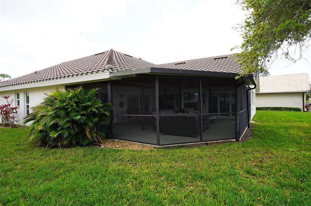 204 CARRIAGE HOUSE LANE 204, Nokomis, FL 34275