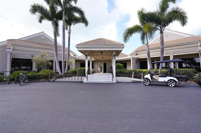 204 CARRIAGE HOUSE LANE 204, Nokomis, FL 34275