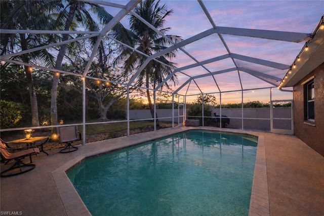 9701 Springlake CIR, Estero, FL 33928