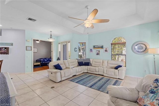 9701 Springlake CIR, Estero, FL 33928