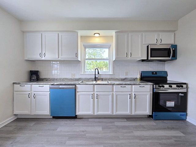 4823 N 51st BOULEVARD, Milwaukee, WI 53218