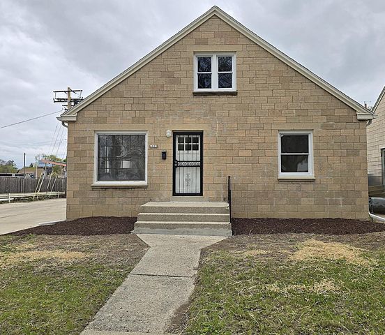 4823 N 51st BOULEVARD, Milwaukee, WI 53218