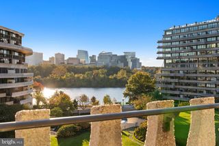 2510 VIRGINIA NW #614-N, Washington, DC 20037