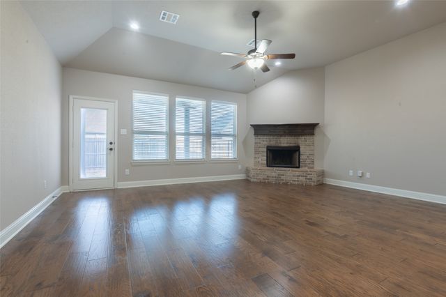 205 Old Settlers Trail, Waxahachie, TX 75167