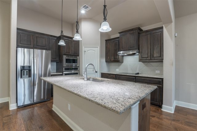 205 Old Settlers Trail, Waxahachie, TX 75167