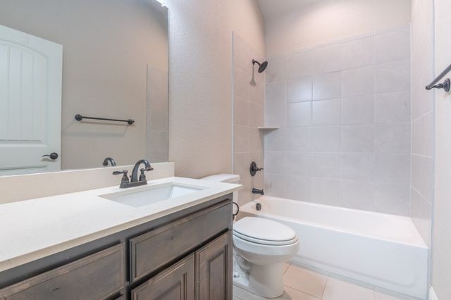 205 Old Settlers Trail, Waxahachie, TX 75167