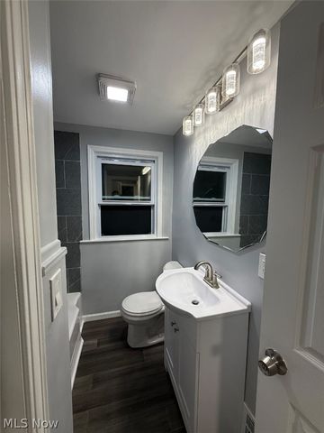 880 Meadowbrook Avenue SE, Warren, OH 44484