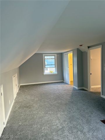 880 Meadowbrook Avenue SE, Warren, OH 44484