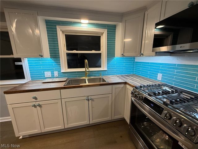 880 Meadowbrook Avenue SE, Warren, OH 44484