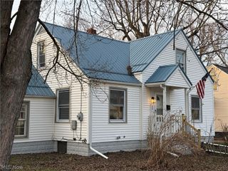 880 Meadowbrook Avenue SE, Warren, OH 44484