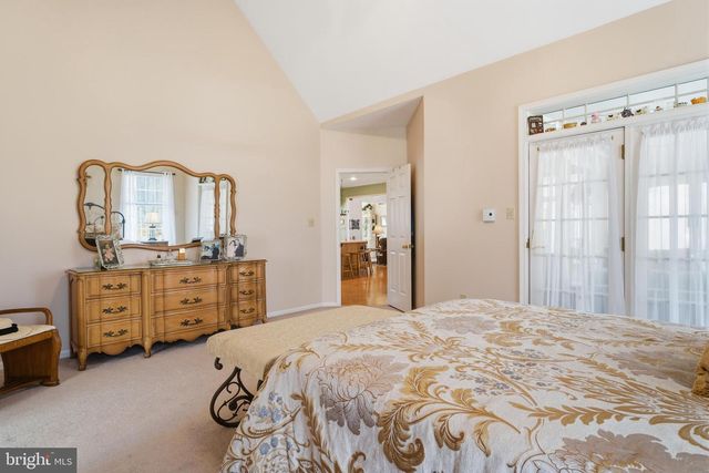 52 HARRISBURG SCHOOL RD, Quakertown, PA 18951