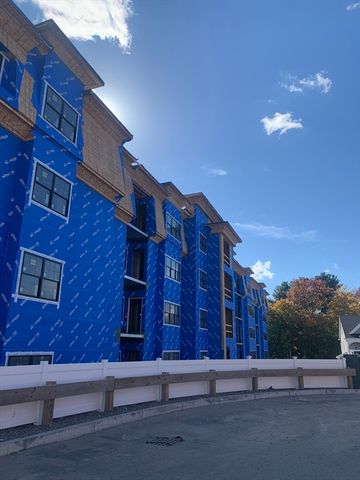 20 Audubon Way 201, Canton, MA 02021