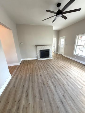 41 2nd Street, Greenville, SC 29611