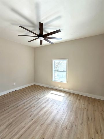 41 2nd Street, Greenville, SC 29611