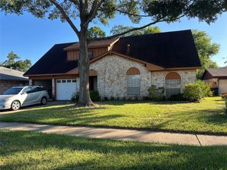 11419 Stancliff Road, Houston, TX 77099