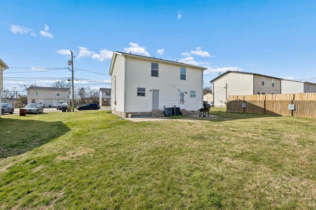 3608 Willow Creek Ct, Nashville, TN 37207