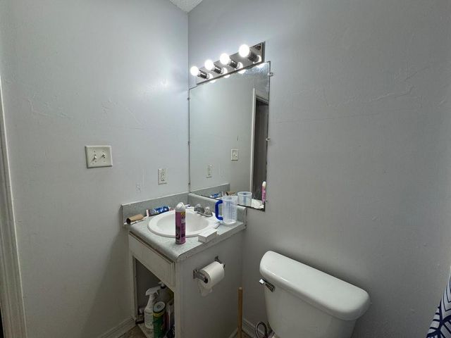 2055 Gimon Circle N, Mobile, AL 36605