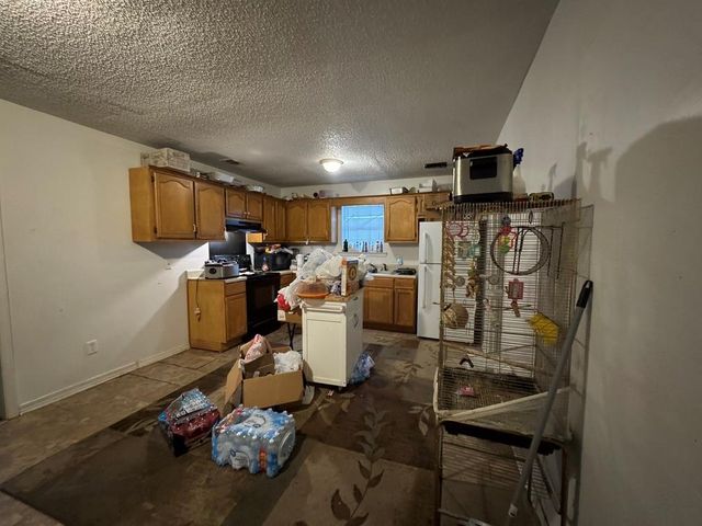 2055 Gimon Circle N, Mobile, AL 36605