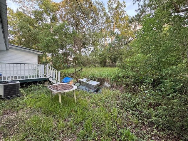 2055 Gimon Circle N, Mobile, AL 36605