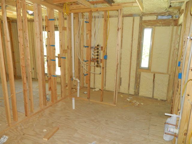 1107 S State Highway 121 Highway S, Bonham, TX 75418