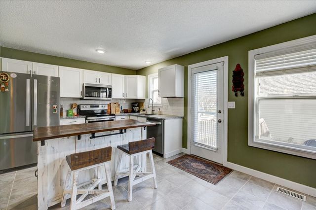 266 NW Georgetown Boulevard, Ankeny, IA 50023