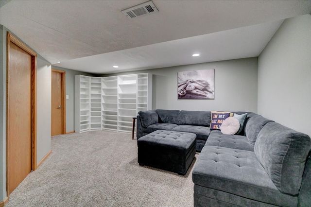 266 NW Georgetown Boulevard, Ankeny, IA 50023