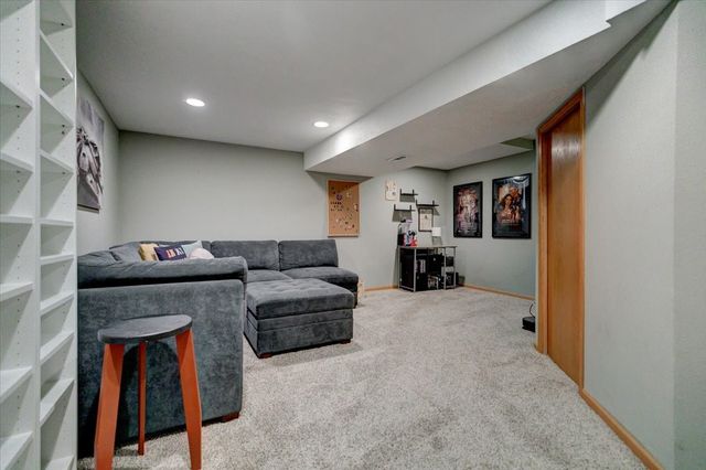 266 NW Georgetown Boulevard, Ankeny, IA 50023