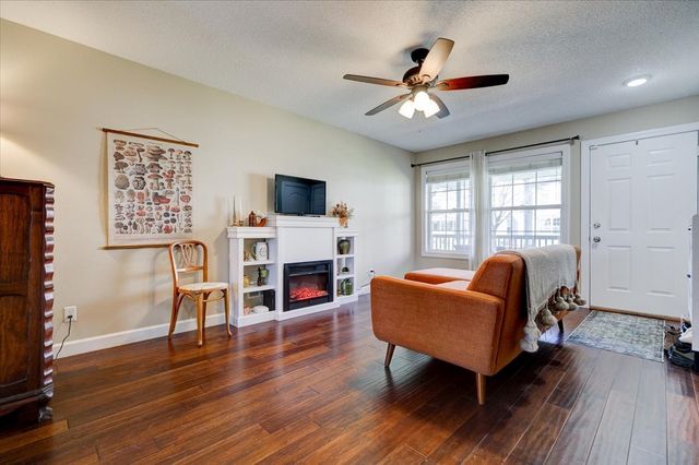 266 NW Georgetown Boulevard, Ankeny, IA 50023