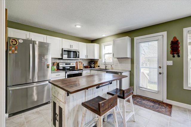 266 NW Georgetown Boulevard, Ankeny, IA 50023