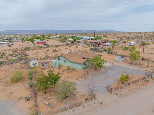 3967 N Bryce Road, Golden Valley, AZ 86413