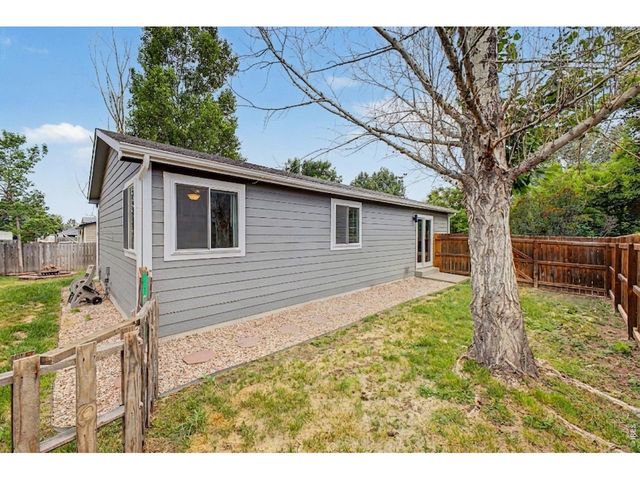 418 Lakeview Dr, Severance, CO 80550